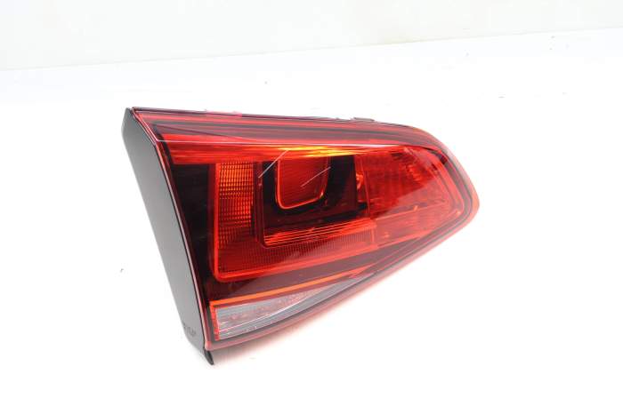 Inner Tail Light / Lamp 5GM945093B main product photo