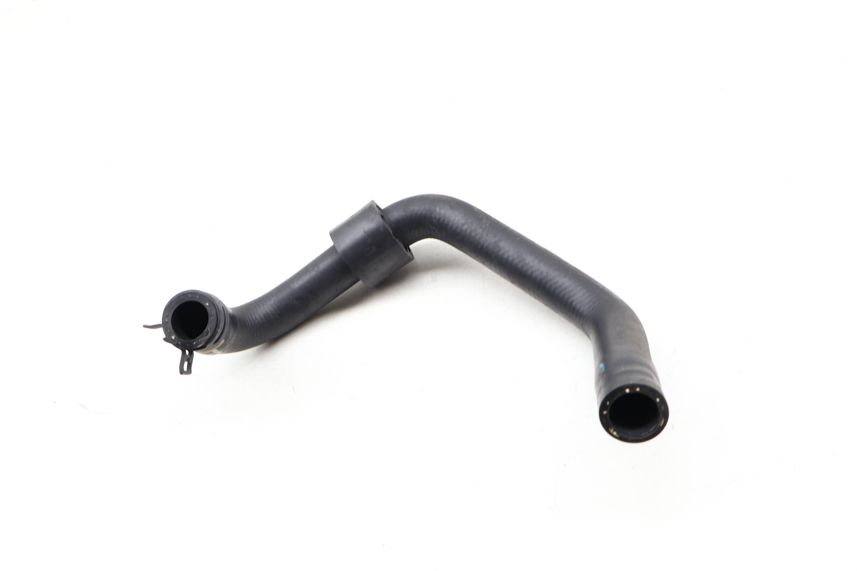 Auxiliary Coolant / Water Pump Hose Line (Supply) 97057258300