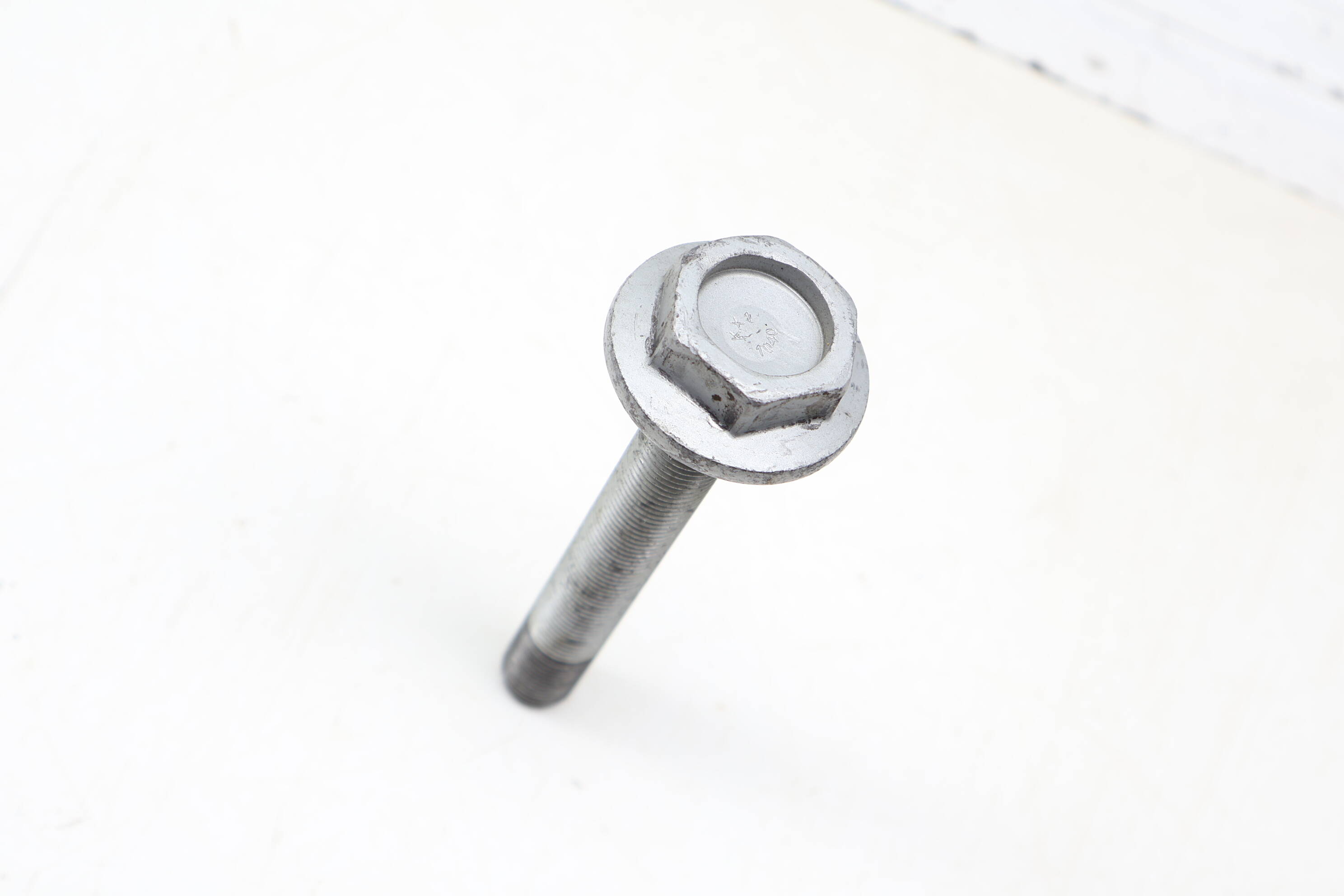 Crankshaft Pulley / Harmonic Balancer Screw / Bolt WHT008934