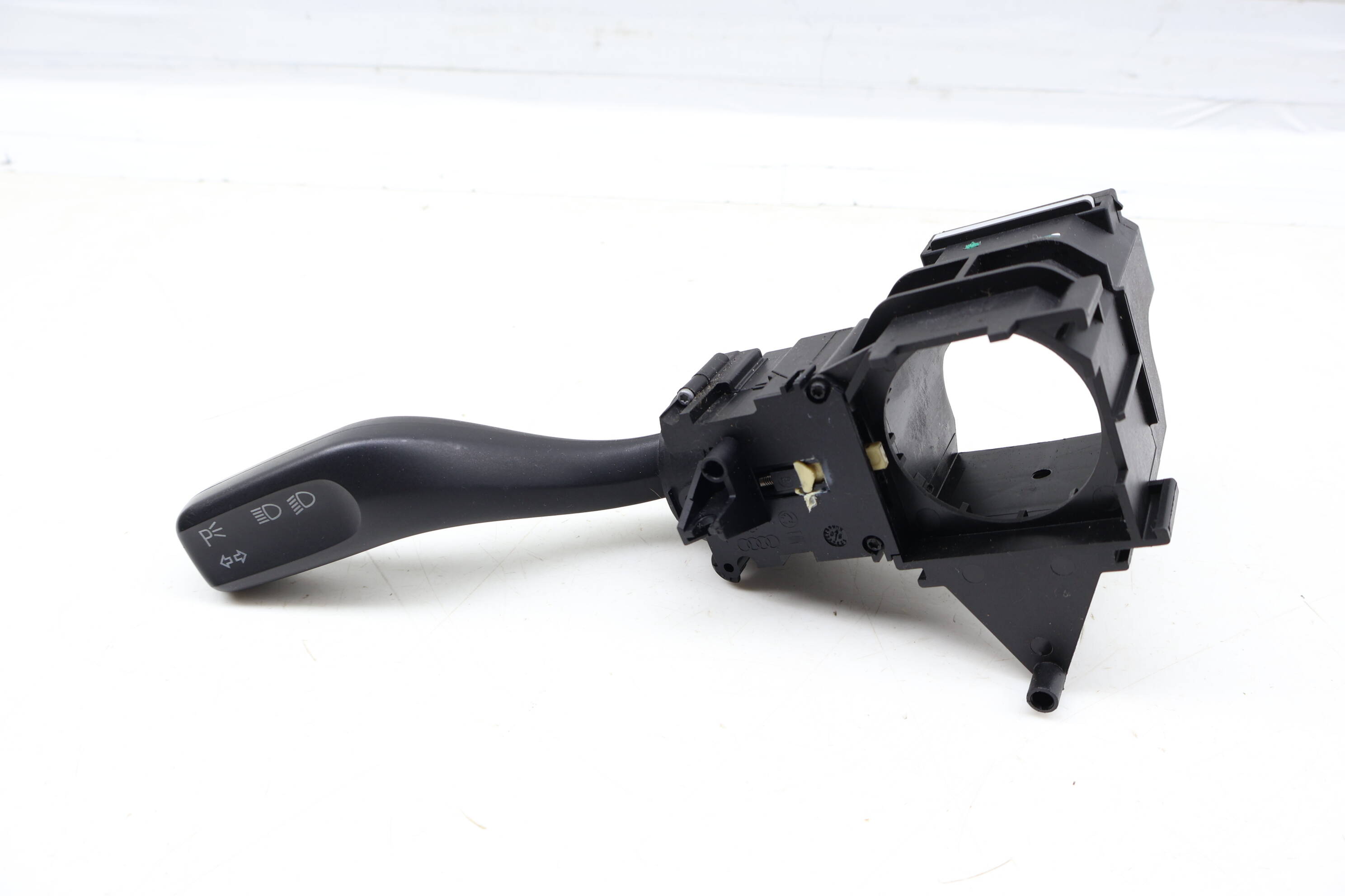 Turn Signal / Headlight Switch Stalk 99761324500