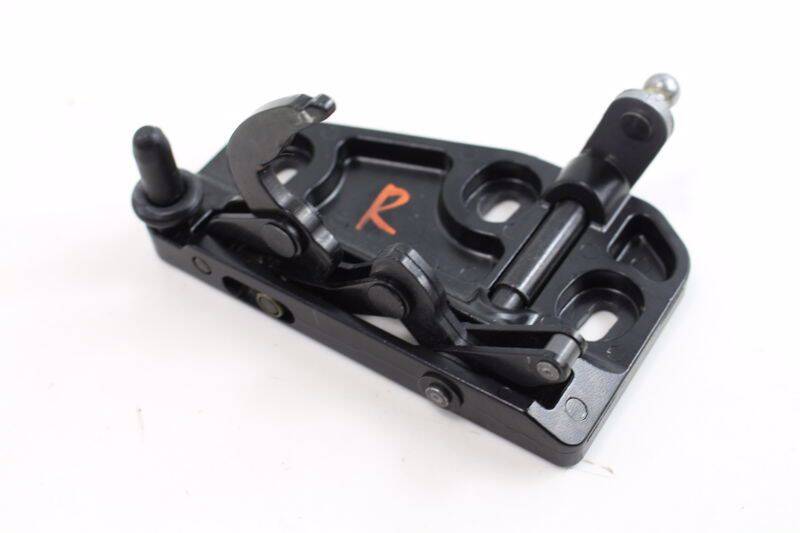 Convertible Top Upper Latch / Lock 8H0871386