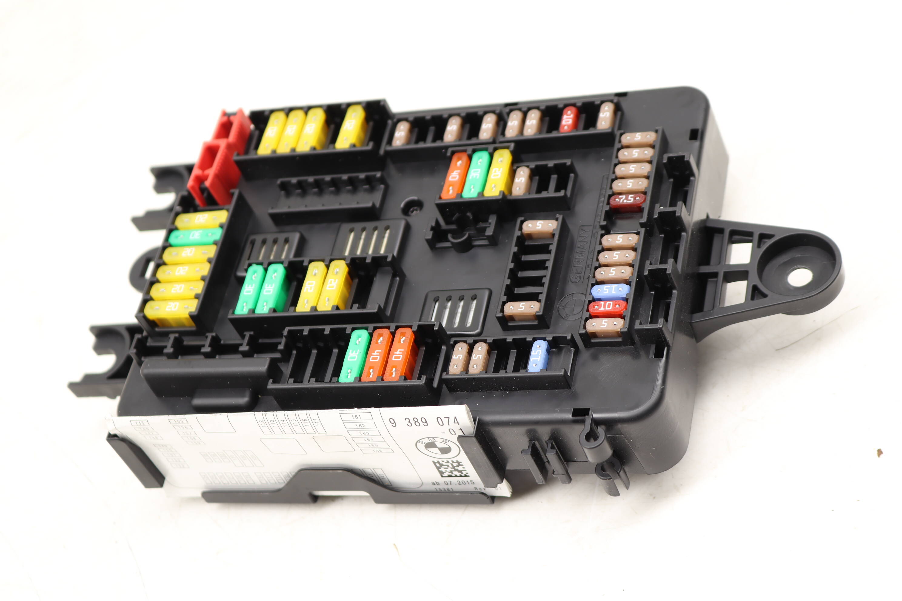 Power&#x20;Distribution&#x20;&#x2F;&#x20;Fuse&#x20;Box&#x20;61149389070