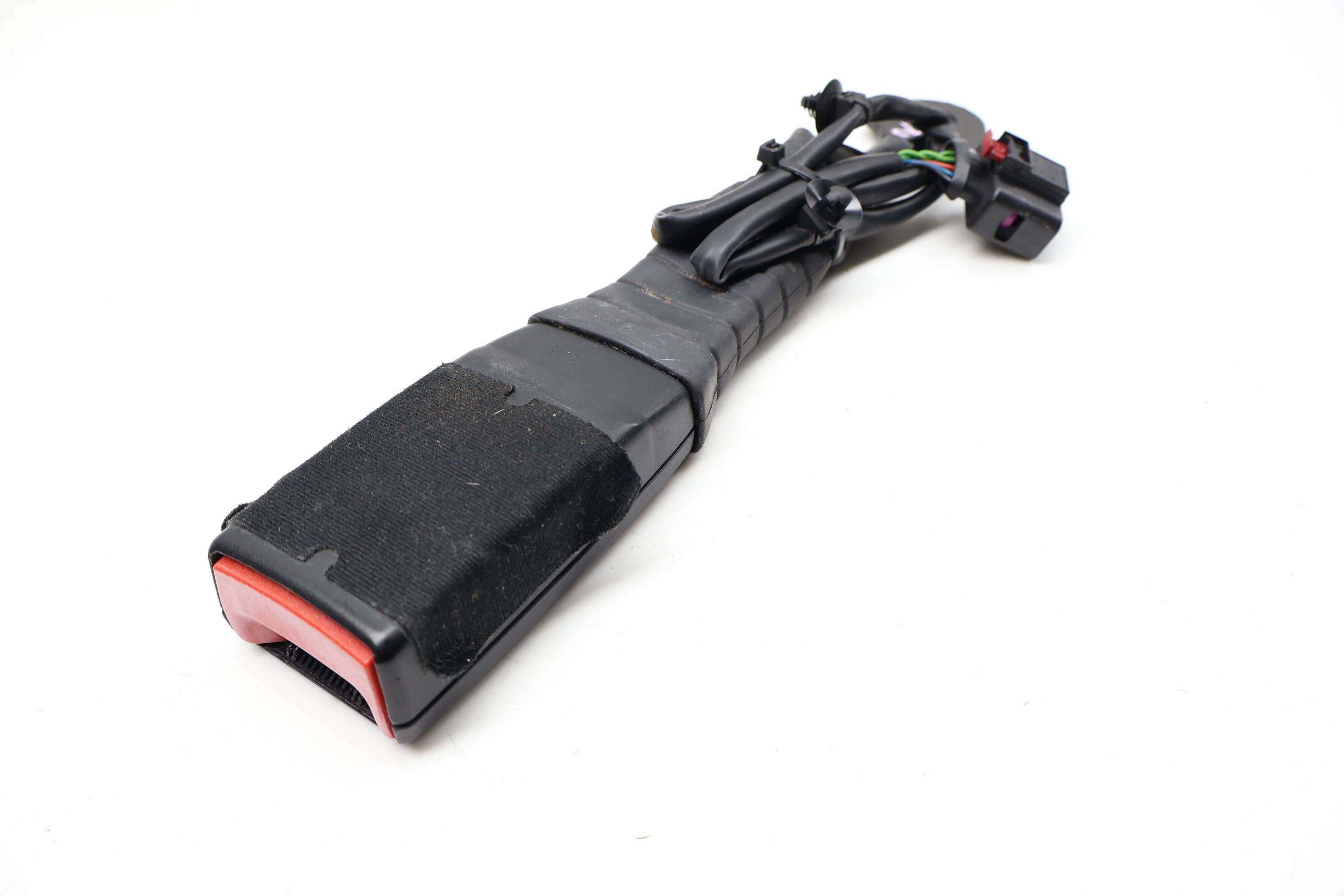 Seat Belt Buckle / Receiver 7P0857756E