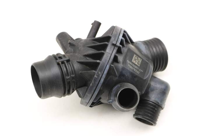 Thermostat / Housing 11537586783 main product photo