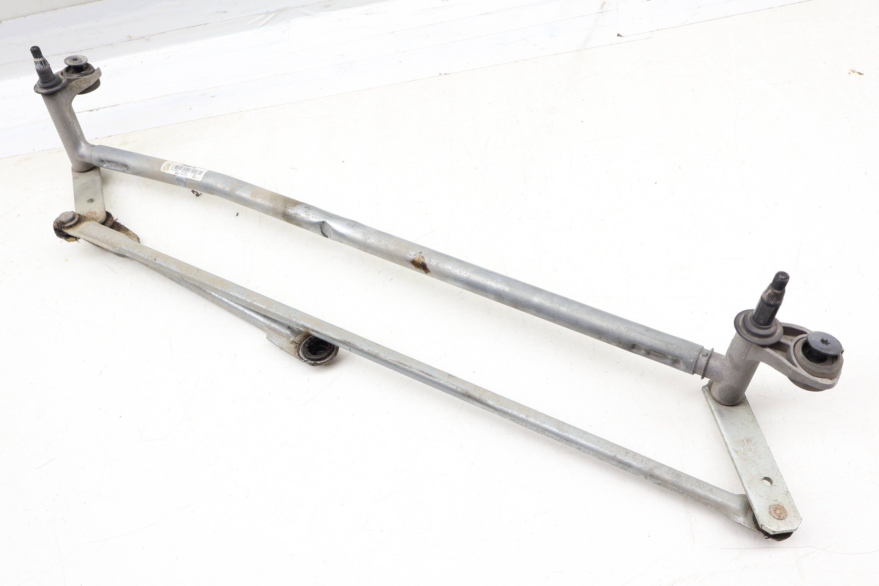 Windshield Wiper Transmission / Bracket 3CN955023A