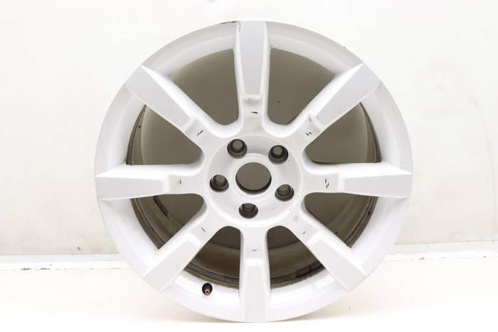 18" Inch Alloy Rim / Wheel (8-Spoke) 5C0601025CQ main product photo