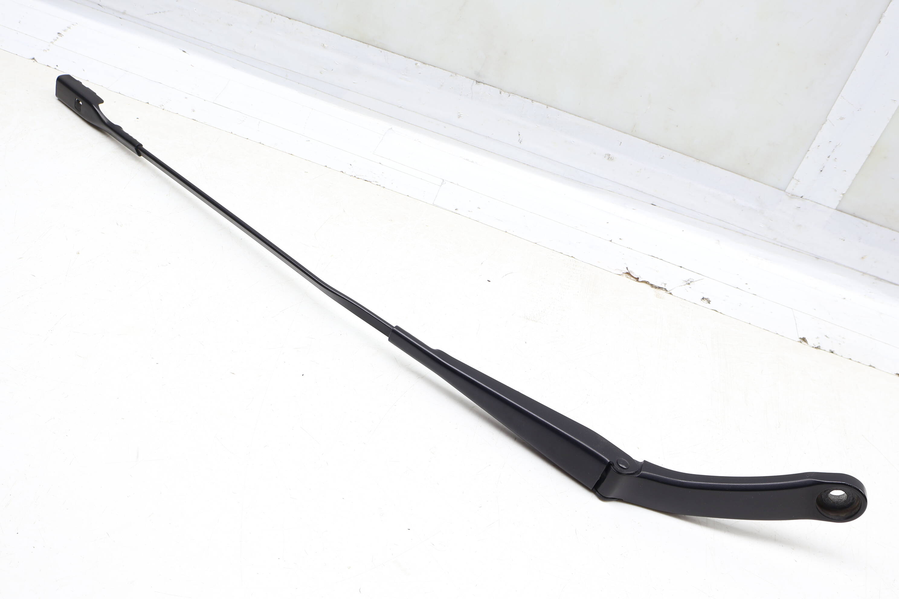 Windshield Wiper Arm 95B955408