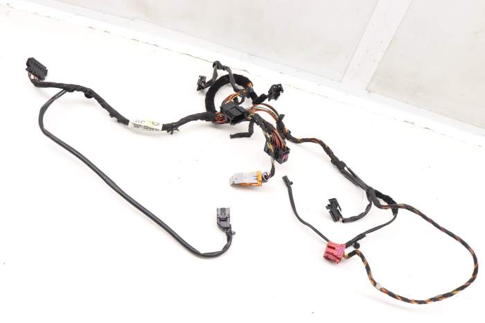 Seat Frame Wiring Harness 8T0971366BH main product photo