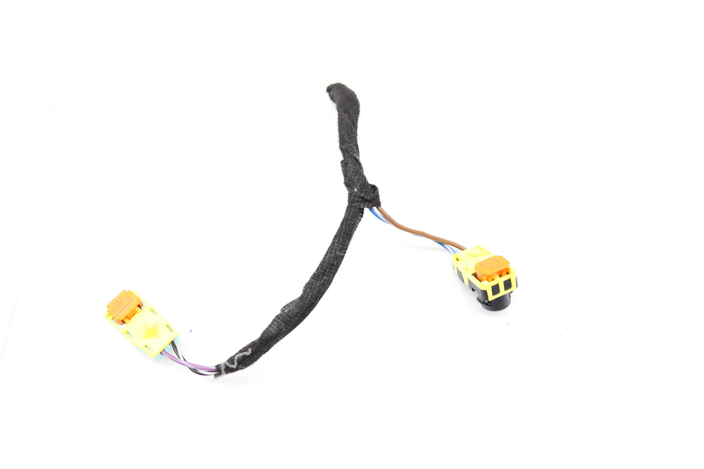 Mercedes-Benz Wiring Connector / Pigtail (GLA250) 0295452826