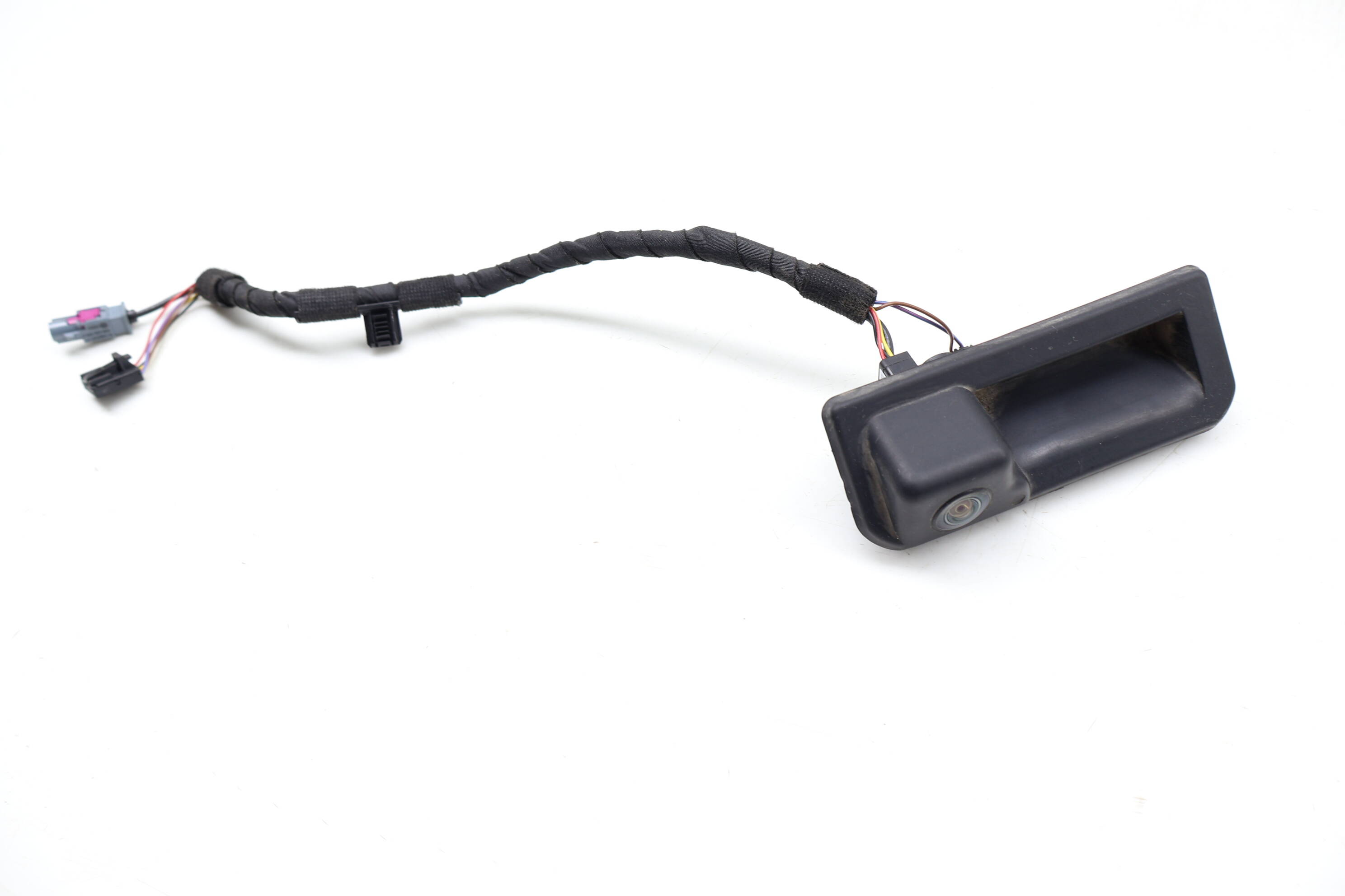 Trunk Release Handle W/ Backup Camera 561827566H