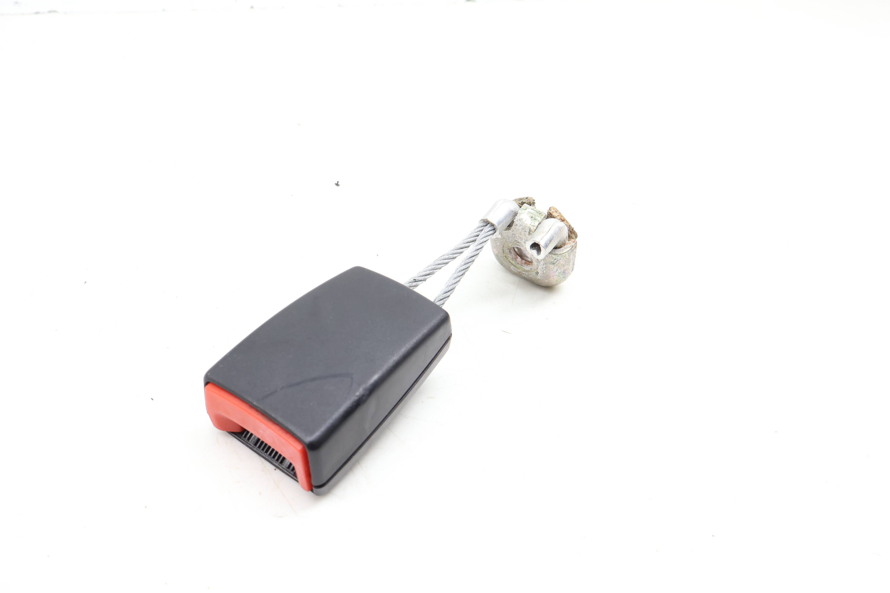 Seatbelt / Seat Belt Buckle Receiver 4B0857740A