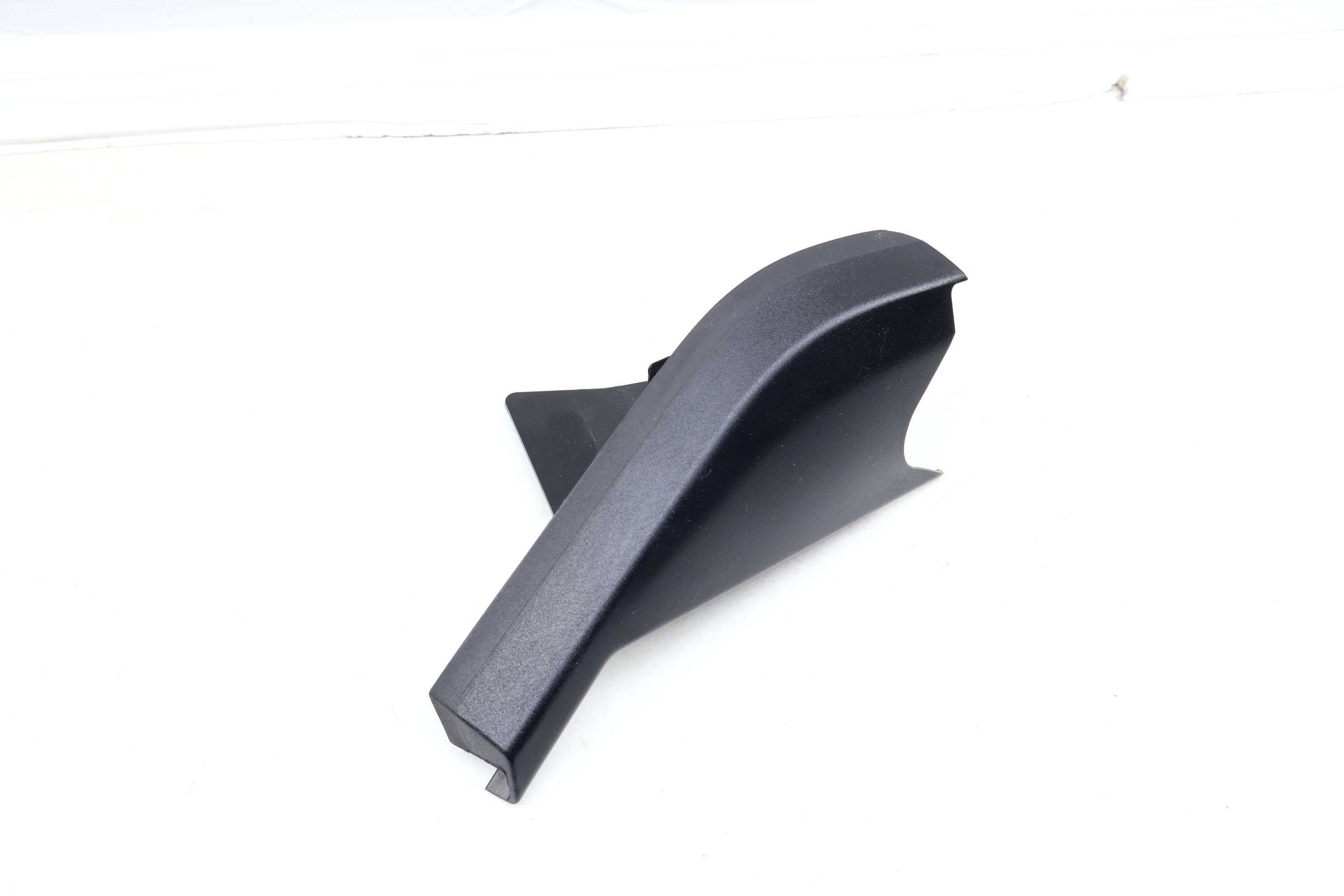 Tail Light Trim / Cover 9J1945426K