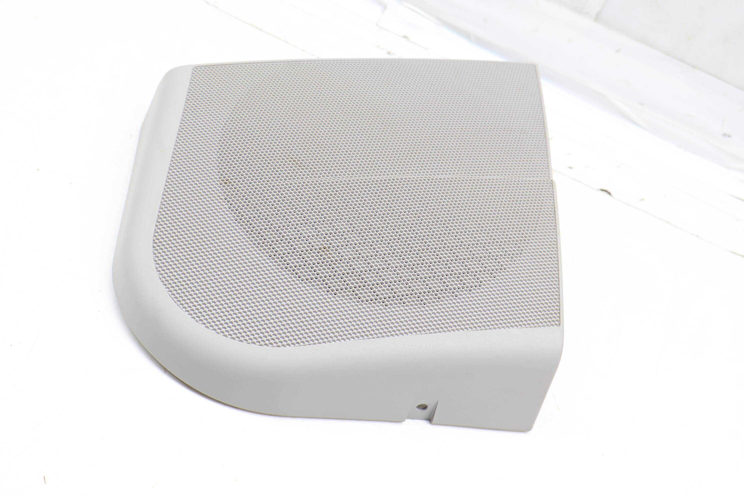 Door Speaker Grille / Cover 2217370288