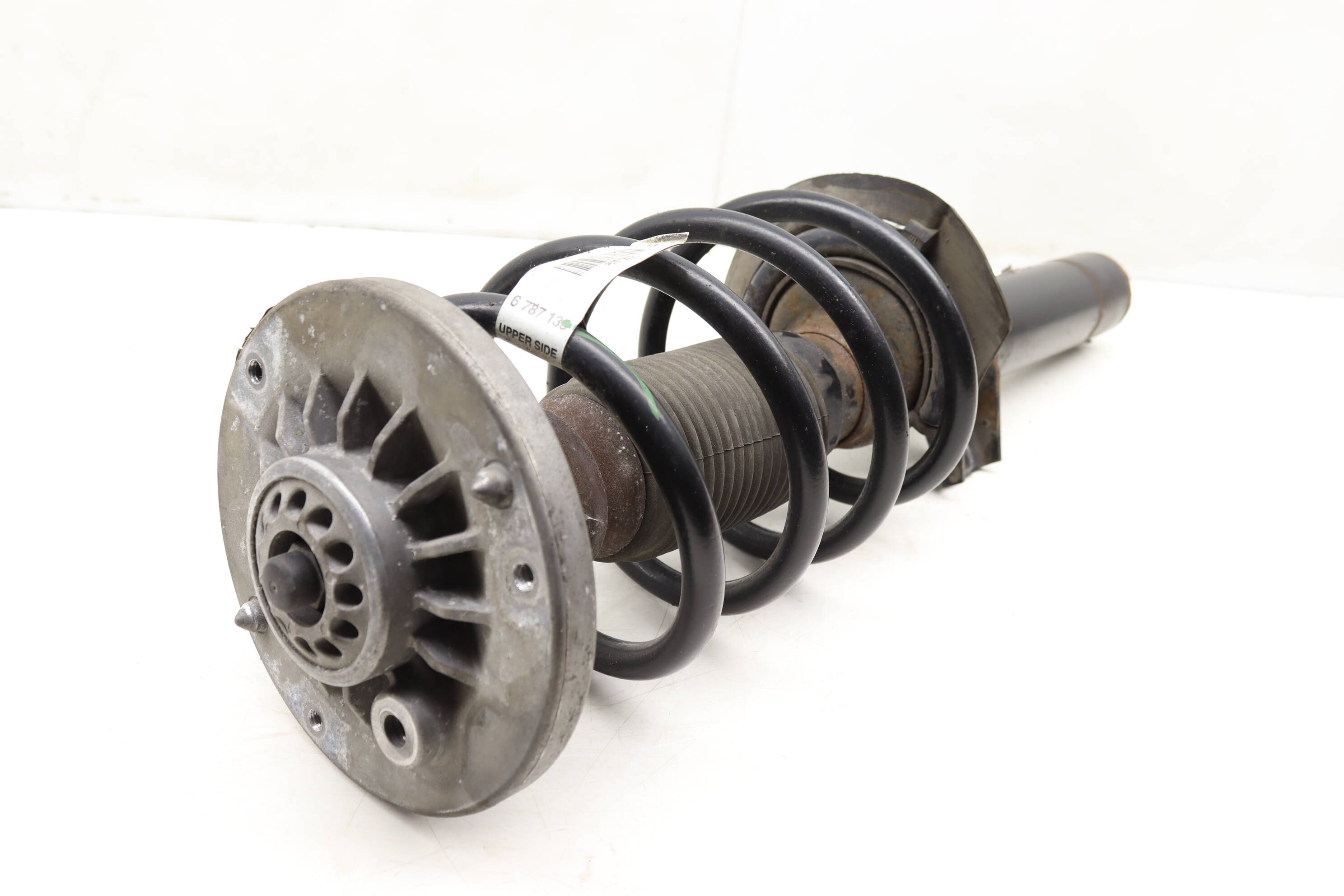 BMW Front Right Strut Shock / Spring Assembly 31316796316