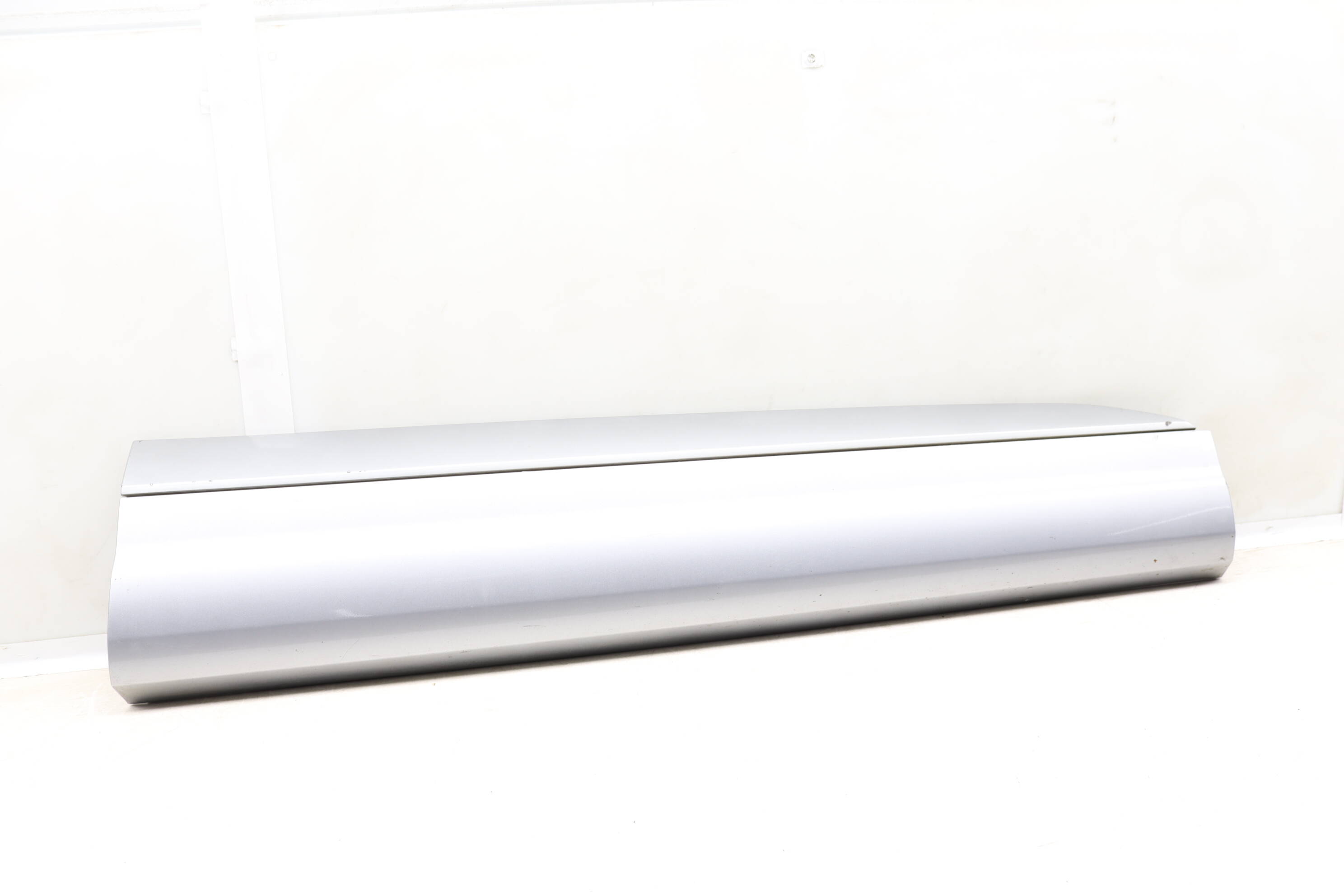 Lower Door Molding / Blade 4M0853960G