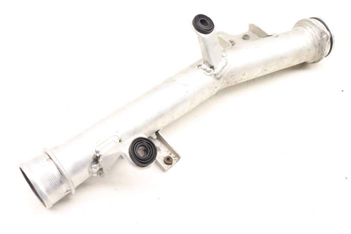 Upper Turbo Intercooler Pipe / Tube / Hose 7L6145762A main product photo
