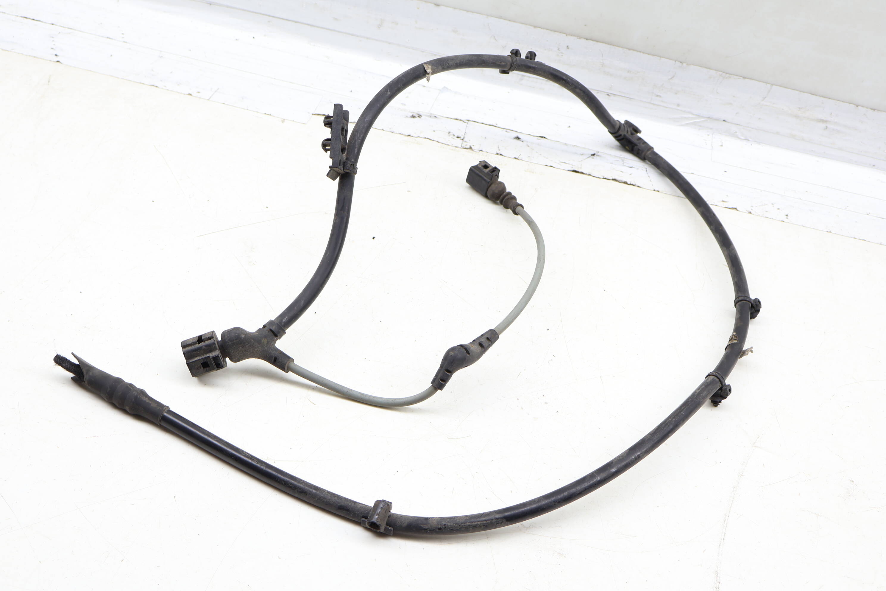 Abs / Speed Sensor Wiring Harness 3CN927902E