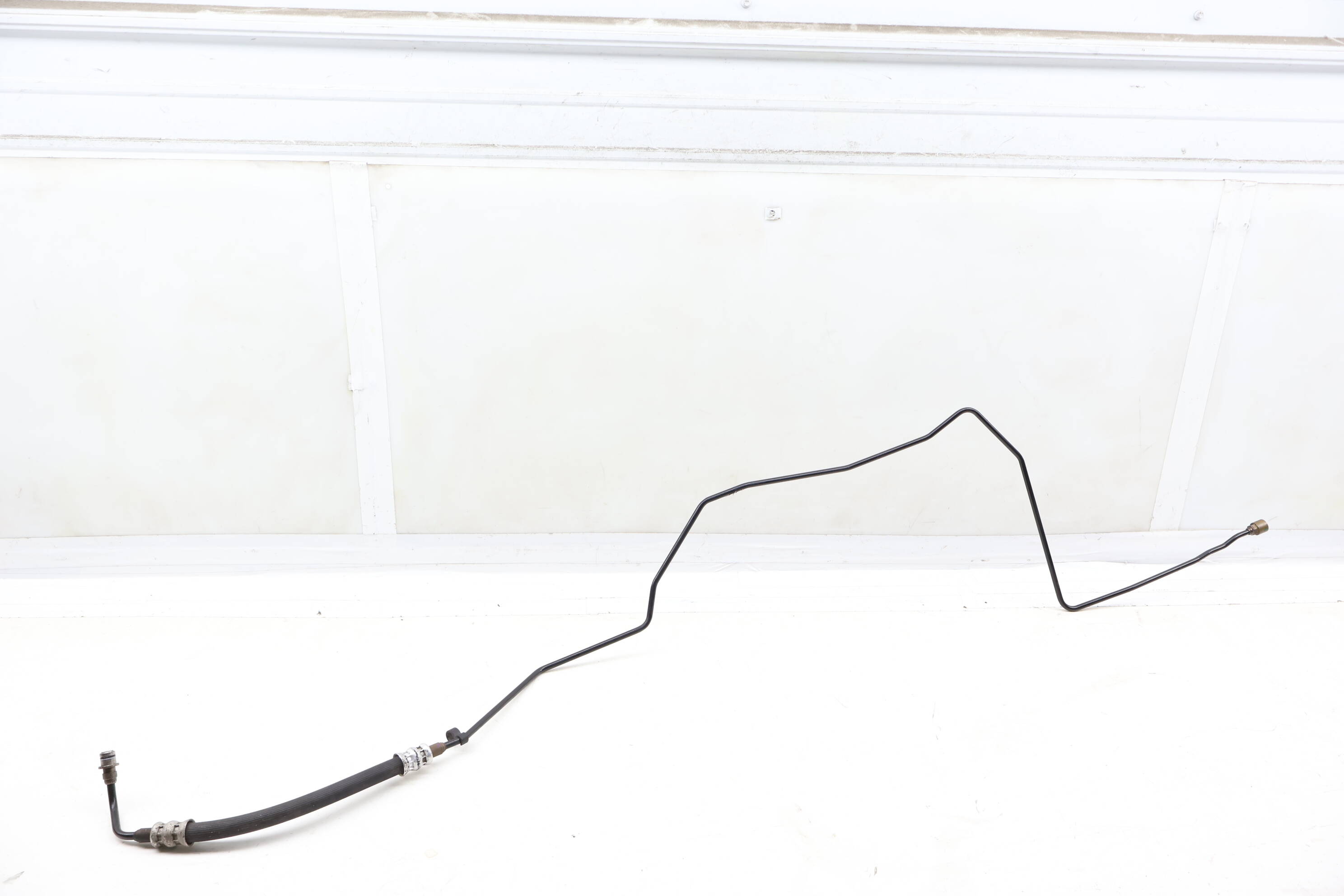 Power Steering Pressure Line / Pipe 99734745103