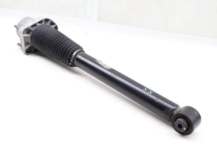 Strut / Shock Absorber LR045269 main product photo