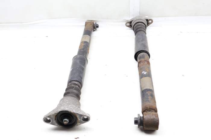 Strut / Shock Absorber Set 4F0513032AE main product photo