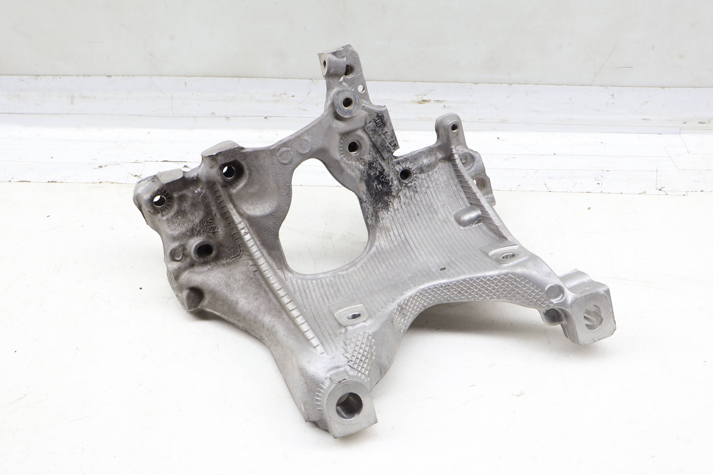 Subframe / Sub Frame Mount Bracket 8W0399296E