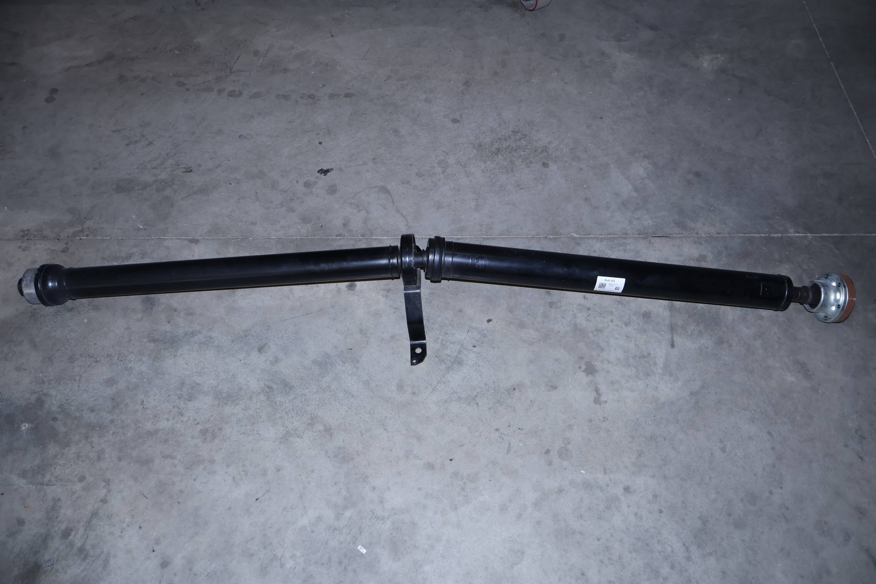 Driveshaft / Propeller Shaft 8W0521101H