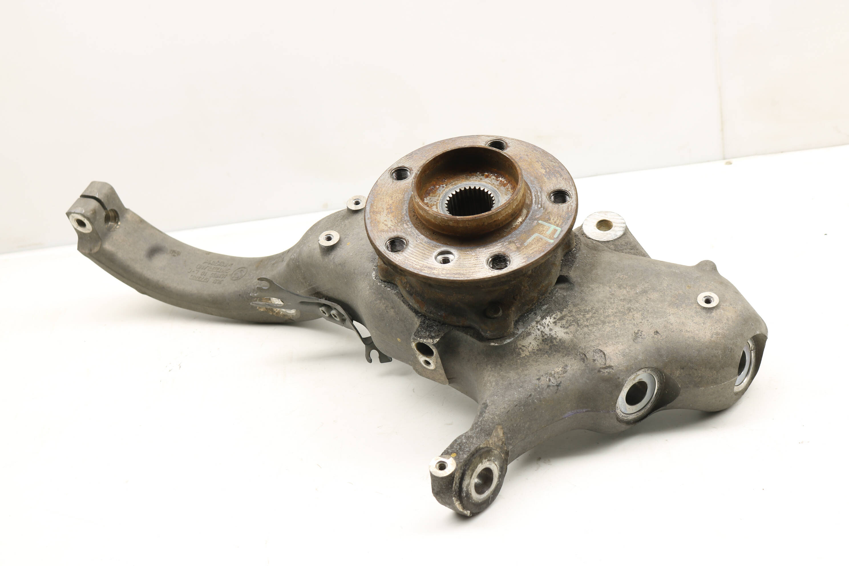 Spindle Knuckle W/ Wheel Bearing 31216773783