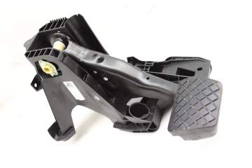 Brake Pedal / Pad Assembly 5Q1723142C