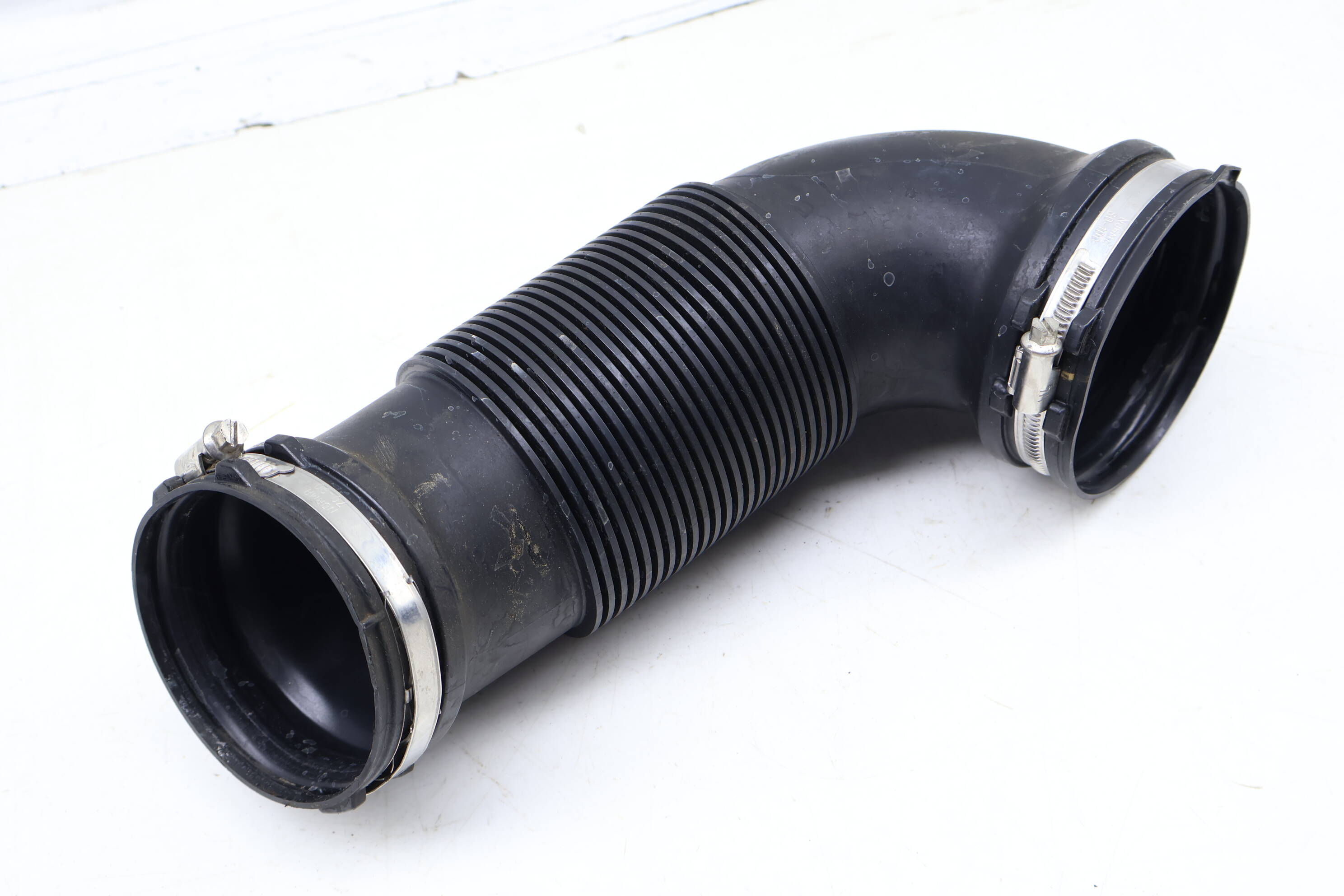 Intake Air Duct / Tube 3QF129680