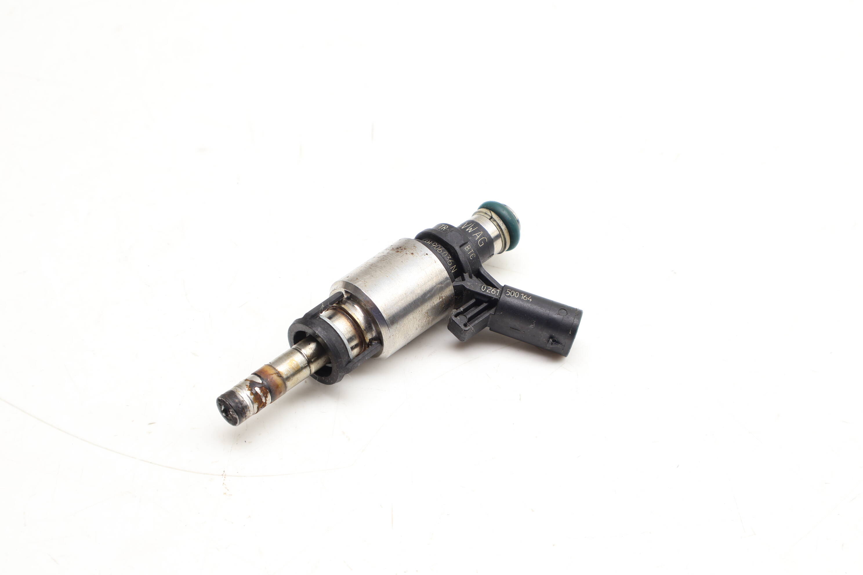 Fuel Injector 06H906036N