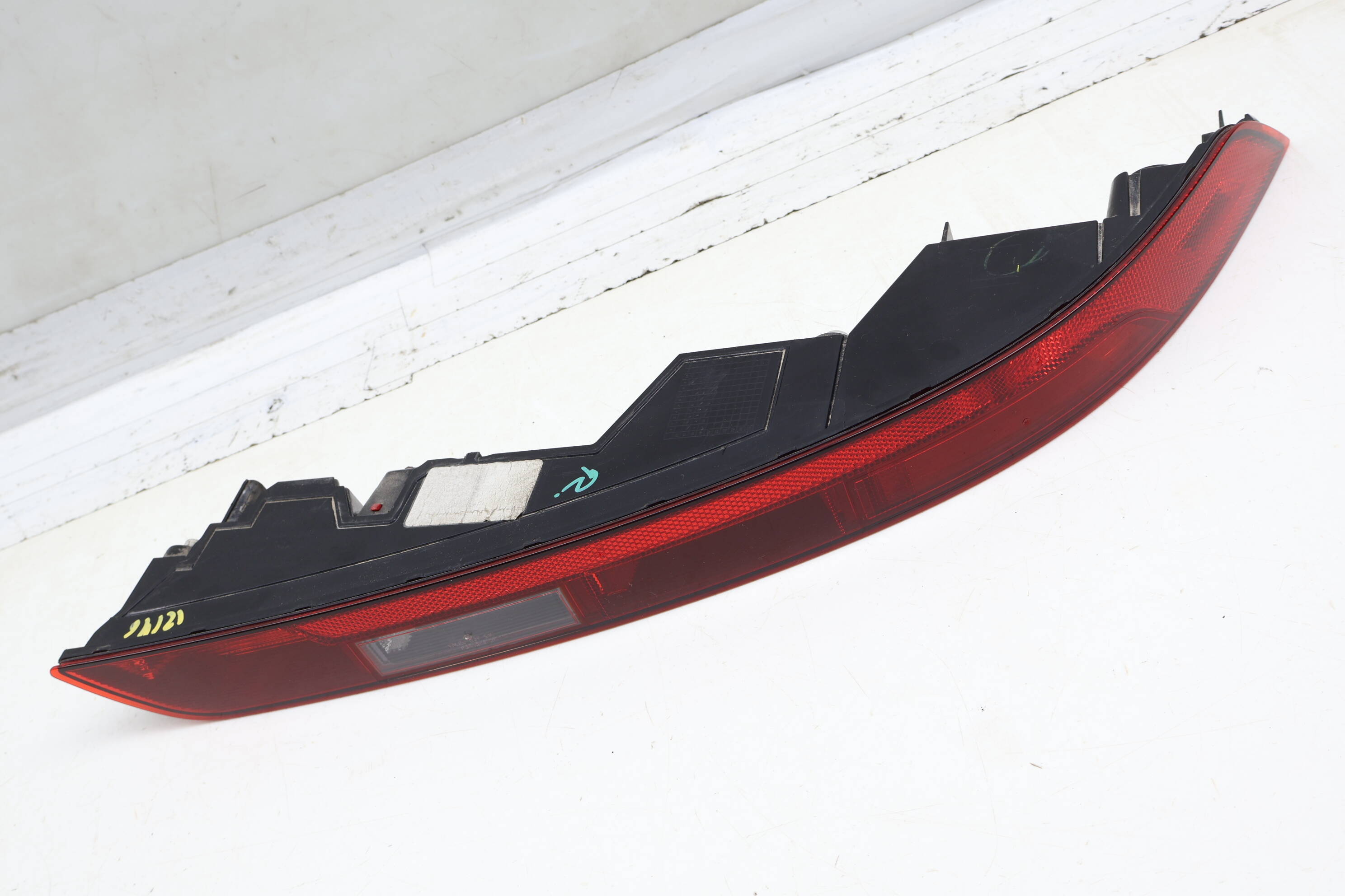 Lower Tail Light / Lamp 80A945070A