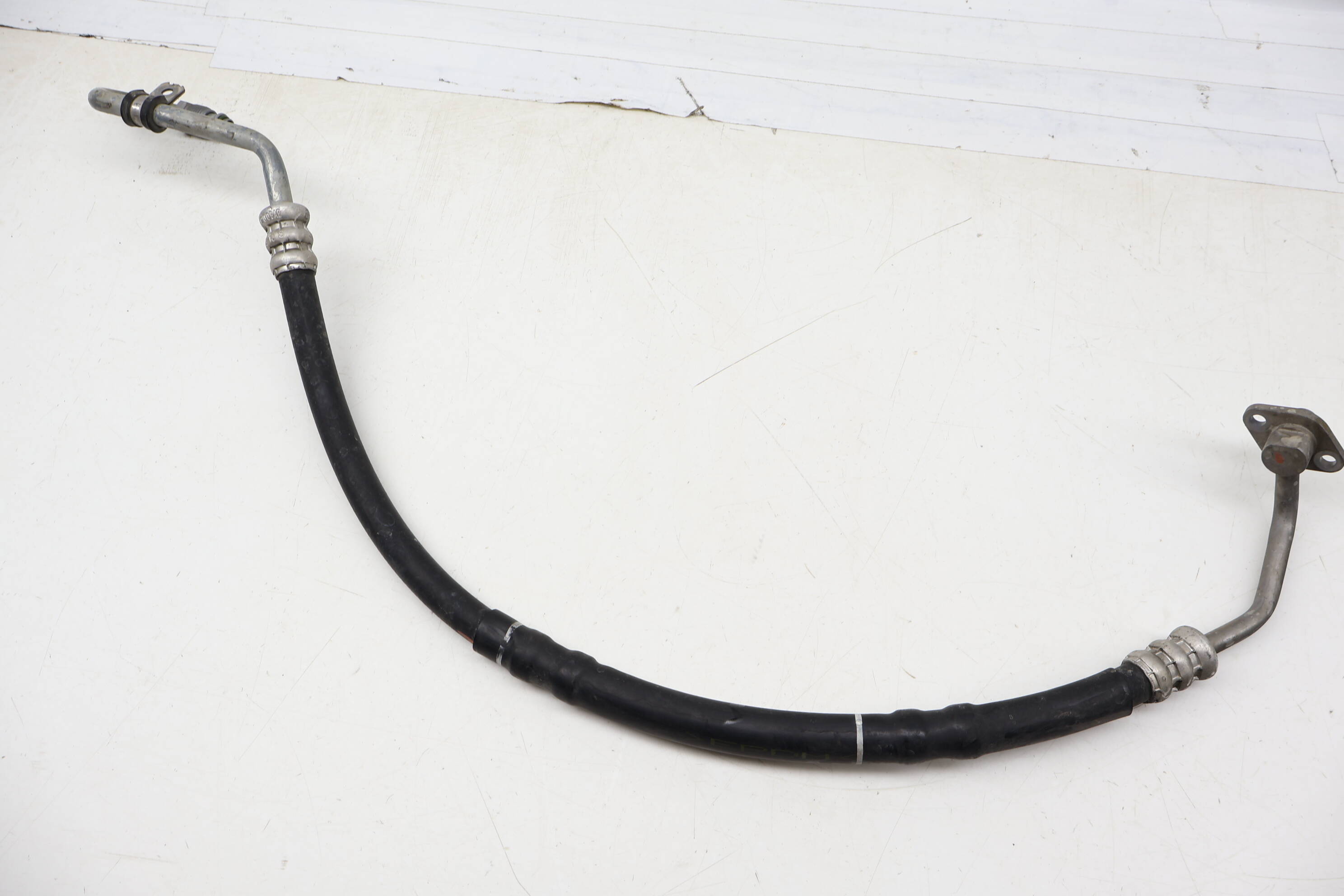 Power Steering Hose / Line / Pipe 7P0422893AC 95834745103