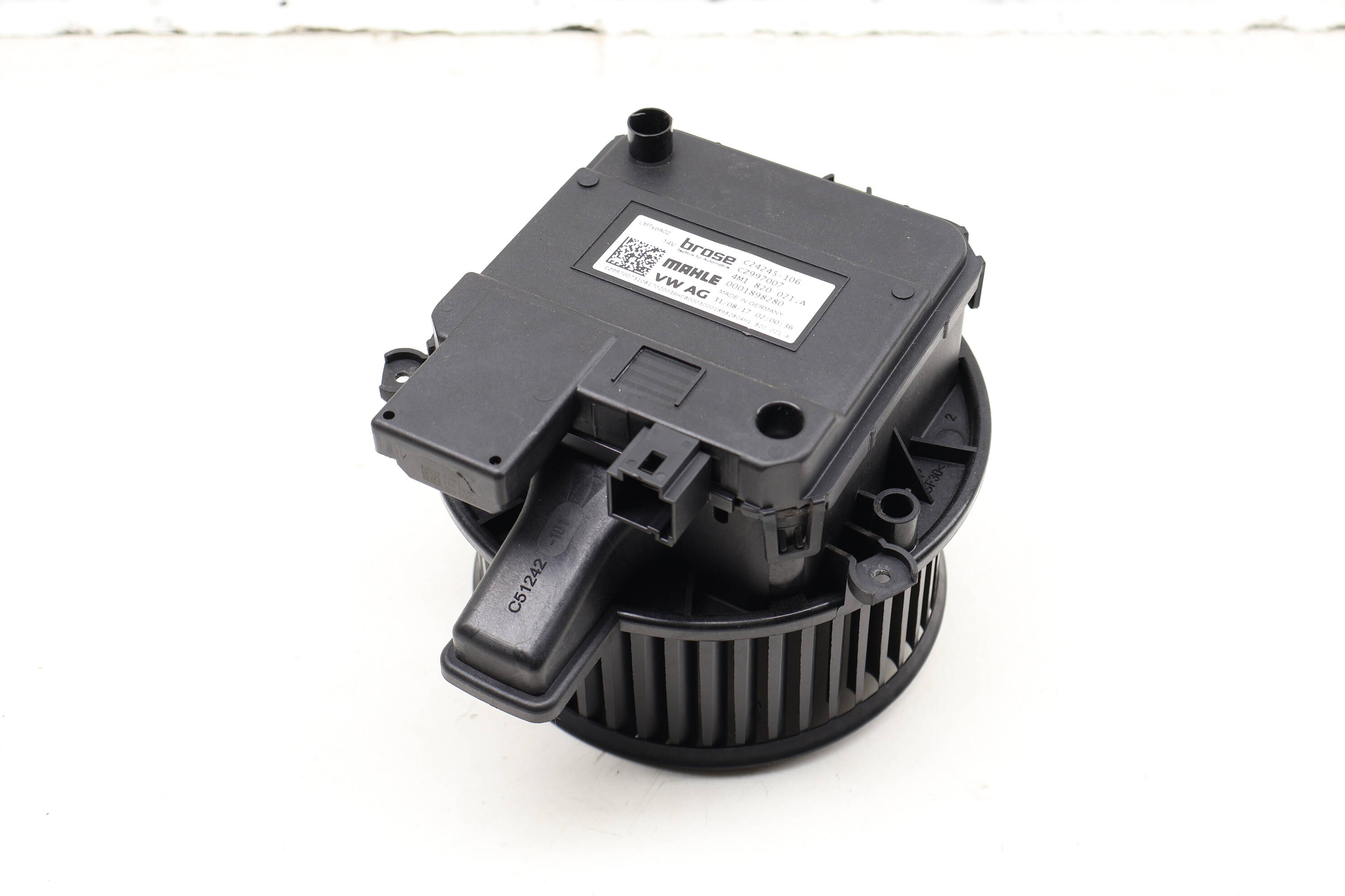 Blower Motor / Fan 4M1820021A