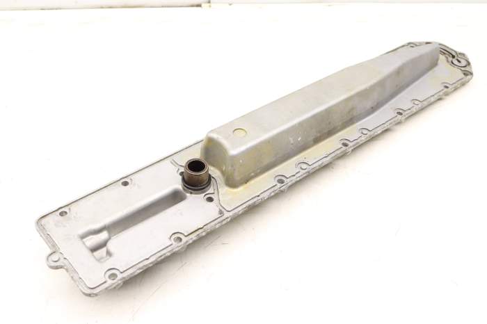 fiat lux Mercedes-Benz Upper Engine Crankcase Cover 2750100514