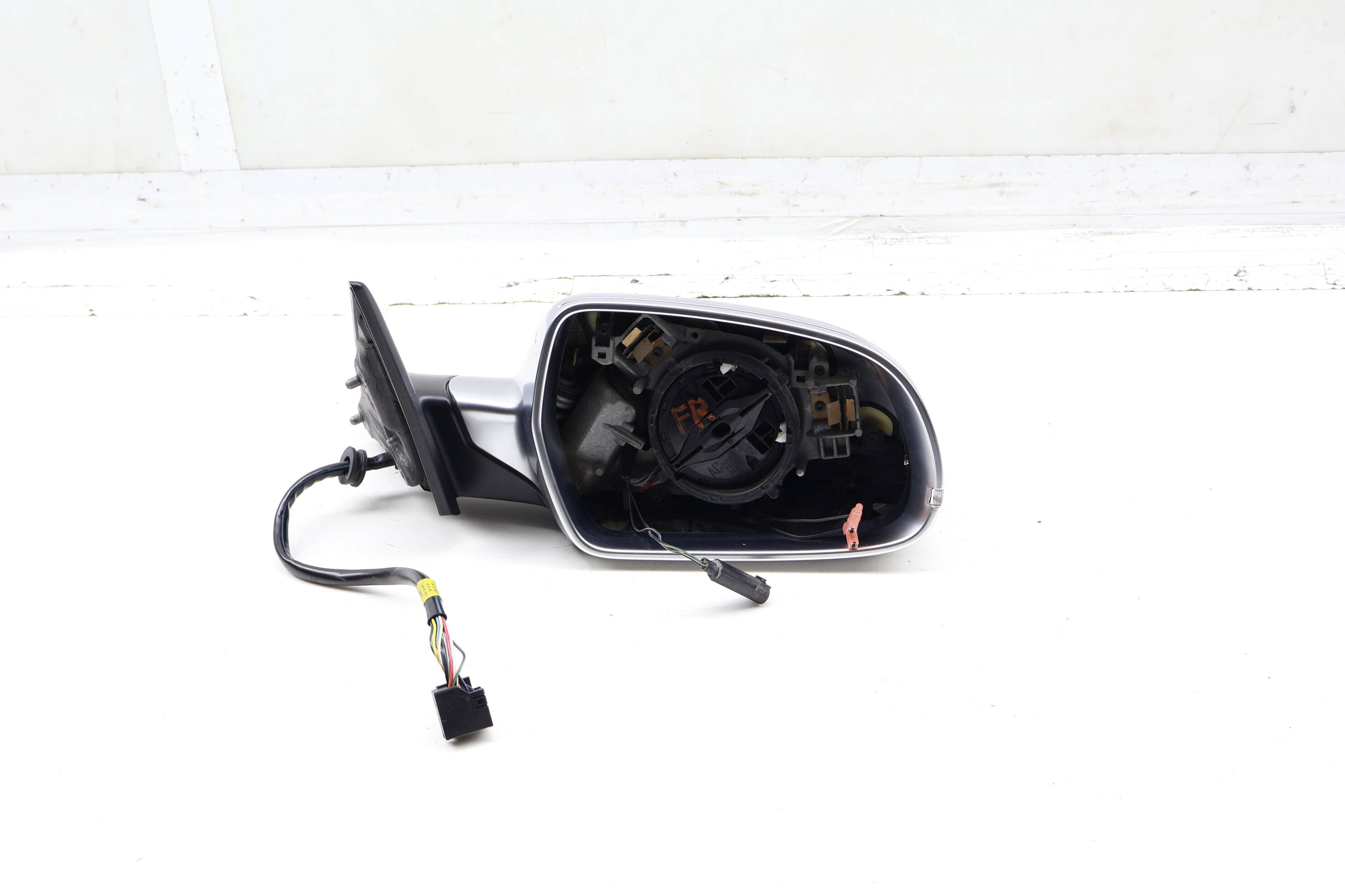 Side View Door Mirror W/ Memory 8T1857410AK