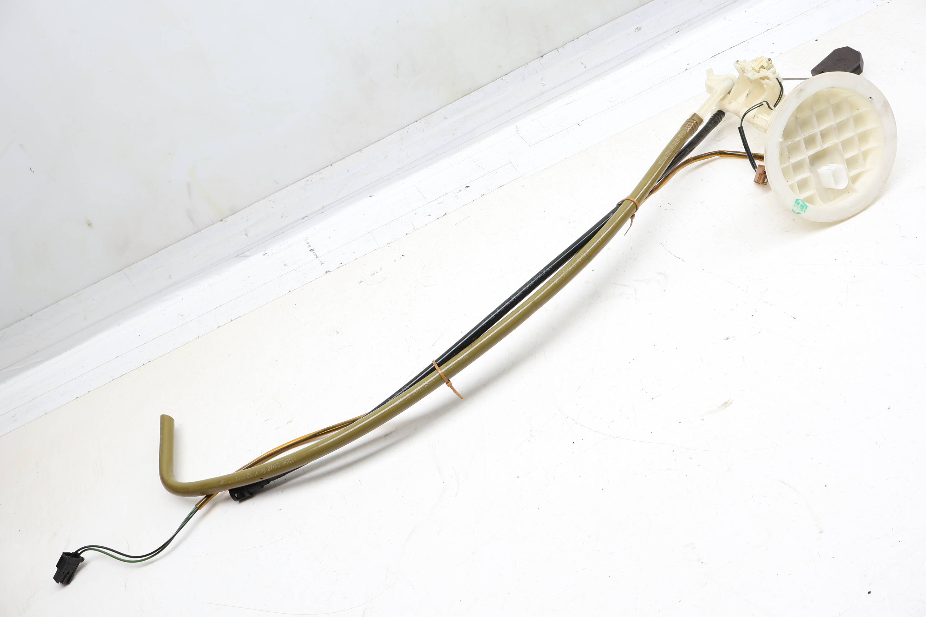 Fuel Gauge Level Sensor / Sending Unit 3B0201317N