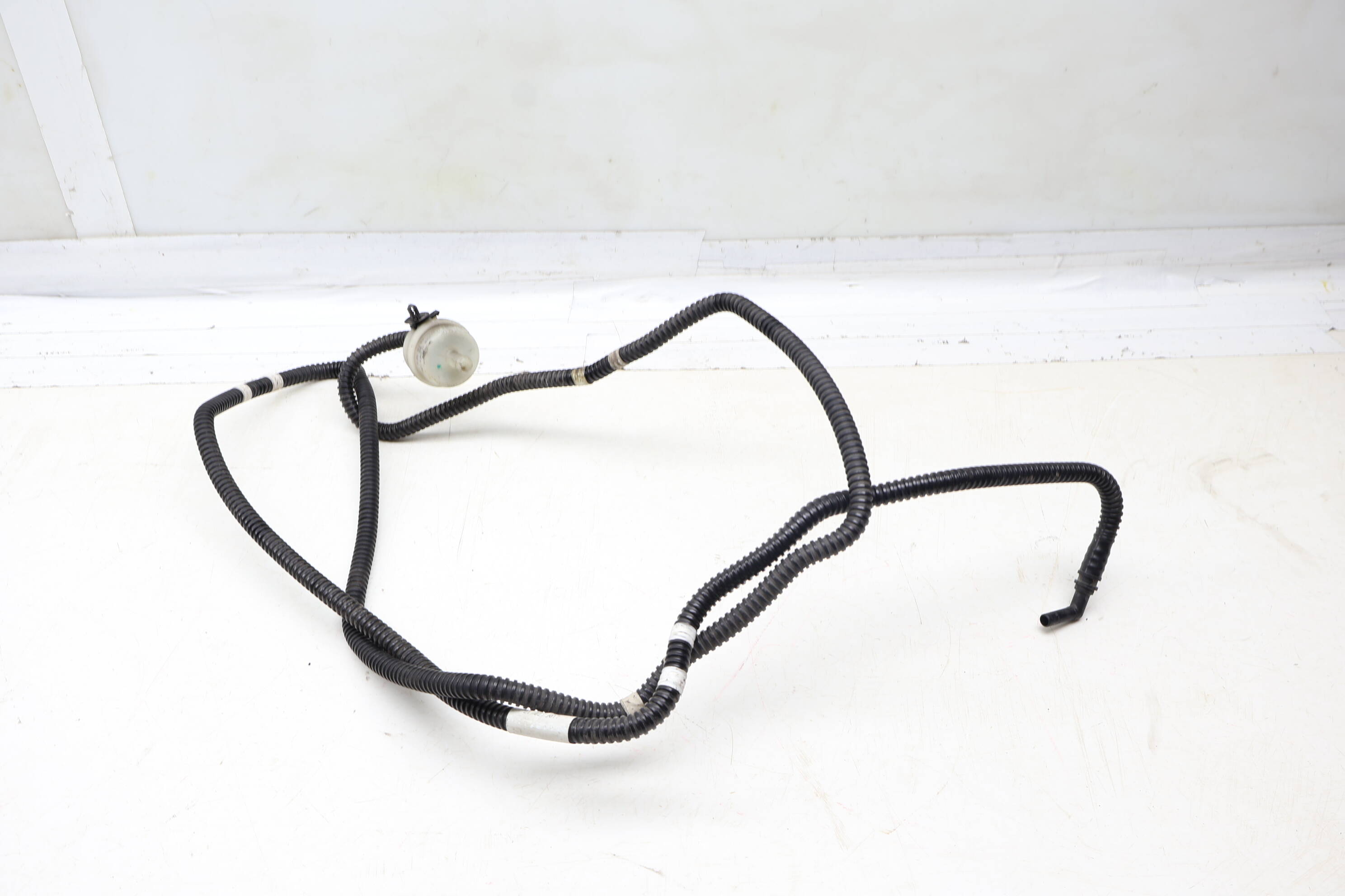 Air Ride Suspension Line / Hose (Suction) 95B616785B