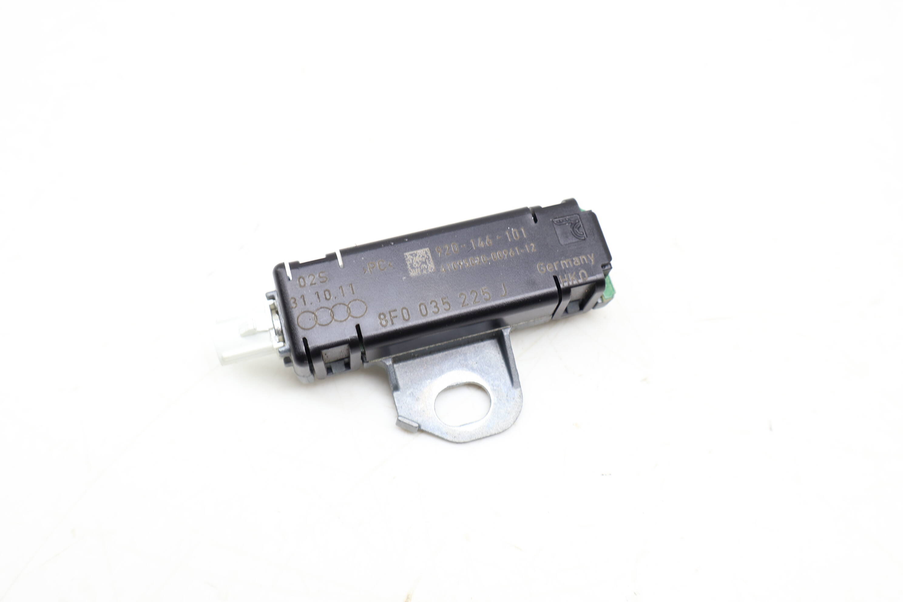 Antenna Booster 8F0035225J