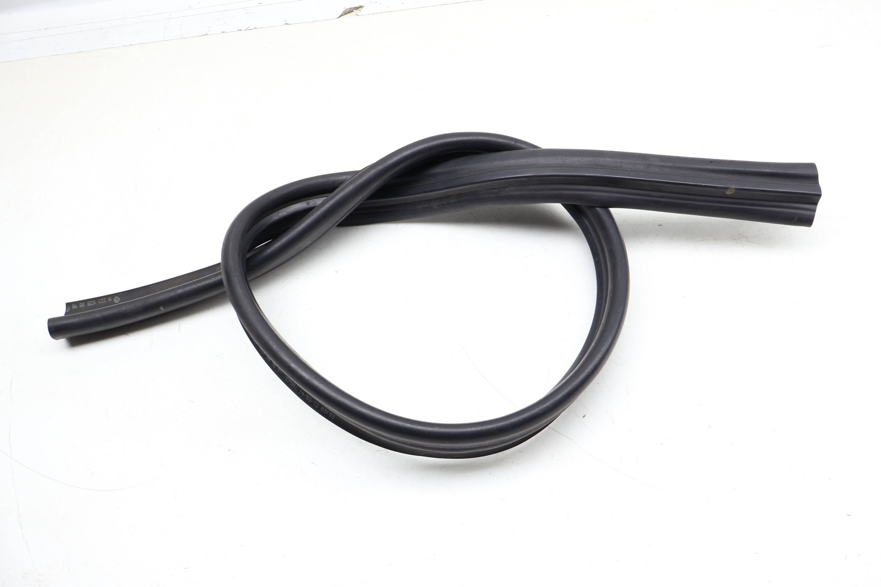 Hood Seal / Weather Stripping 2216280098