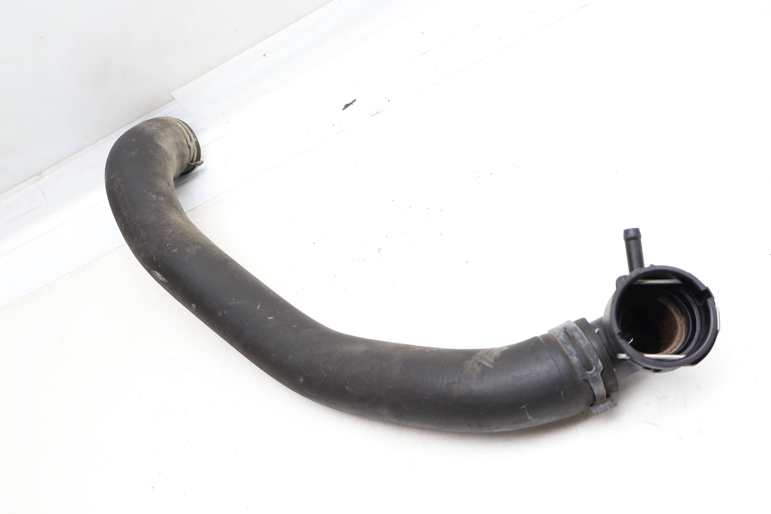 Coolant Hose / Line 3QF122101G