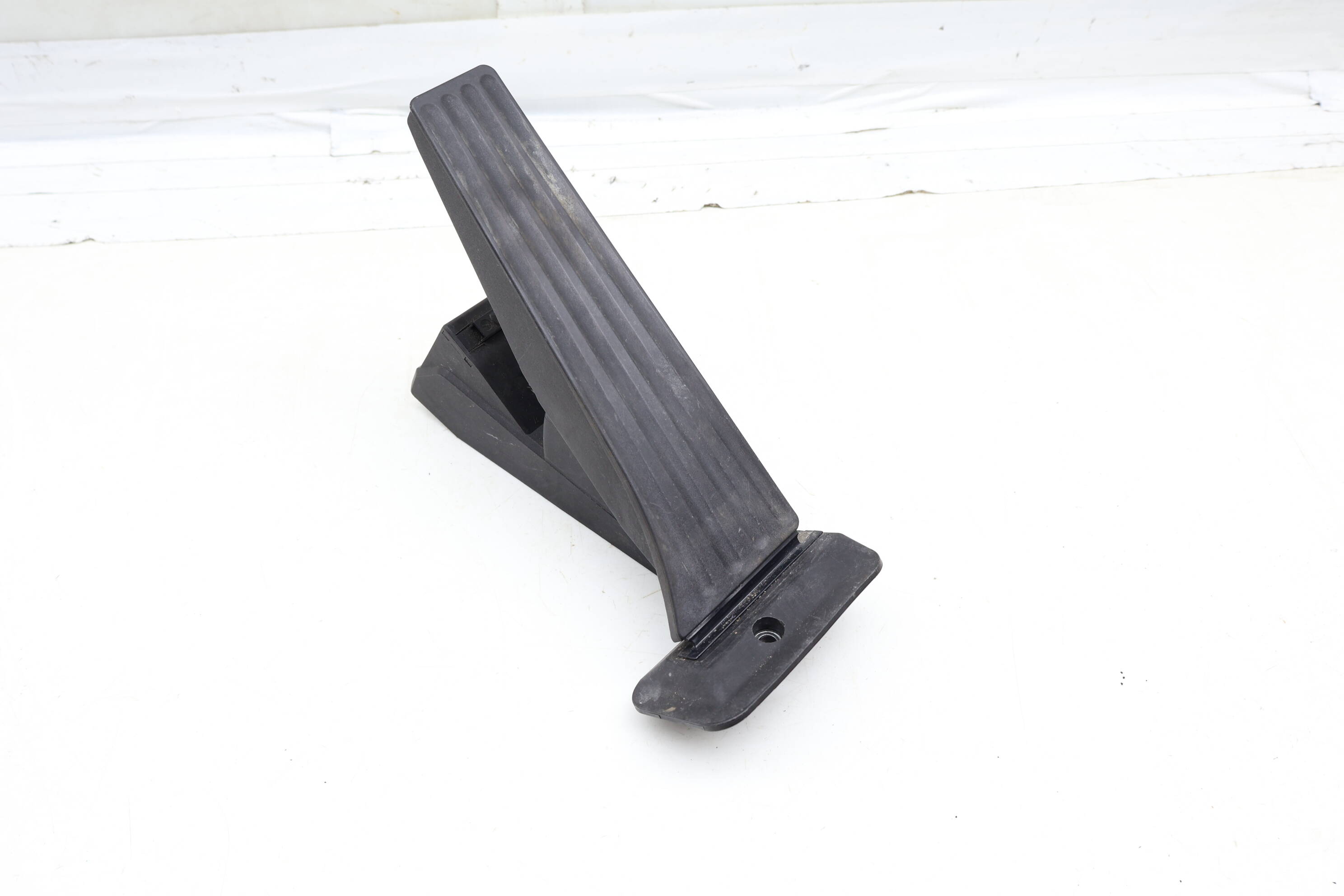 Gas Pedal / Accelerator Module 35426860784