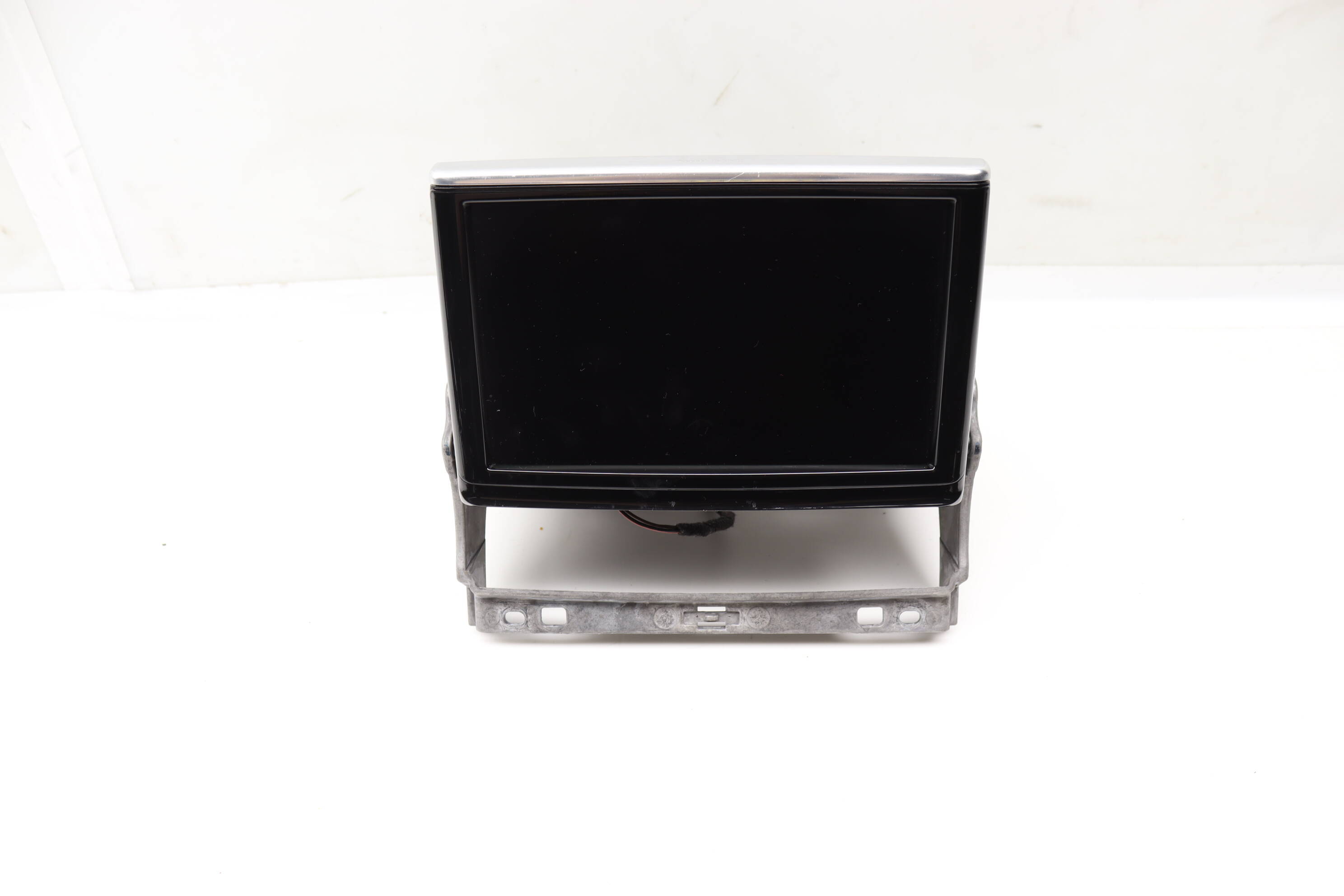 Mmi Display Screen / Bracket Assembly