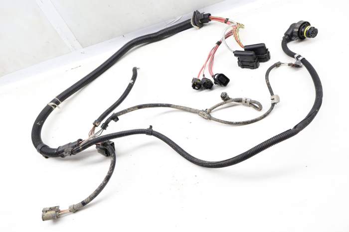 Engine / Transmission Module Wiring Harness 12517582971 main product photo