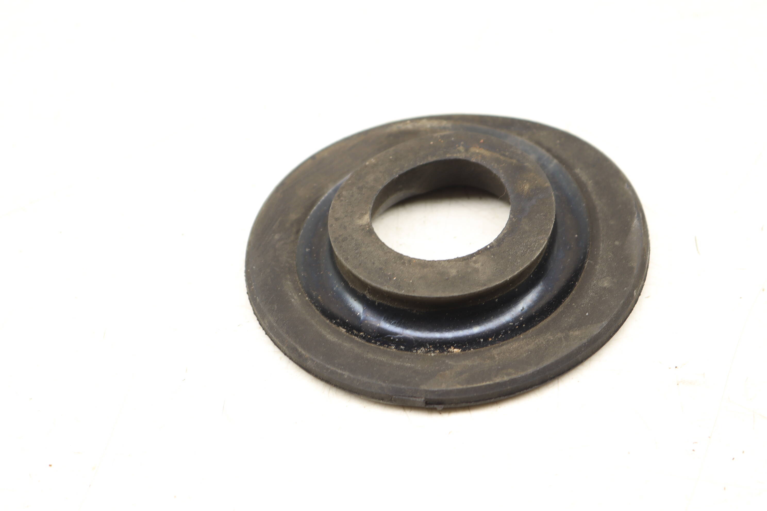Upper Spring Rubber Mount 5Q0512149A