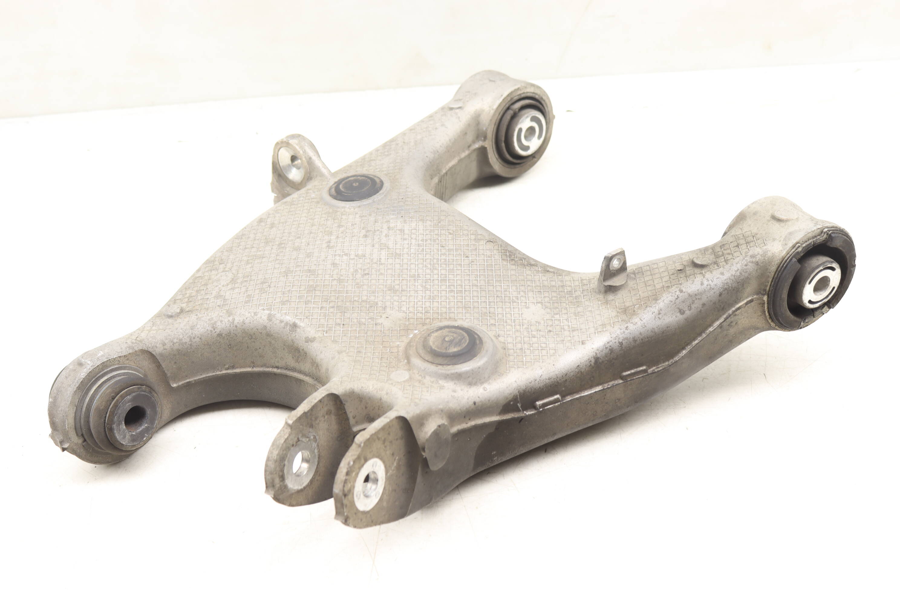 Lower Control Arm 33326794876