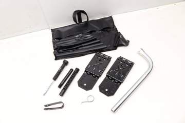 Tool Kit W/ Wheel Chock Set 8V0012115
