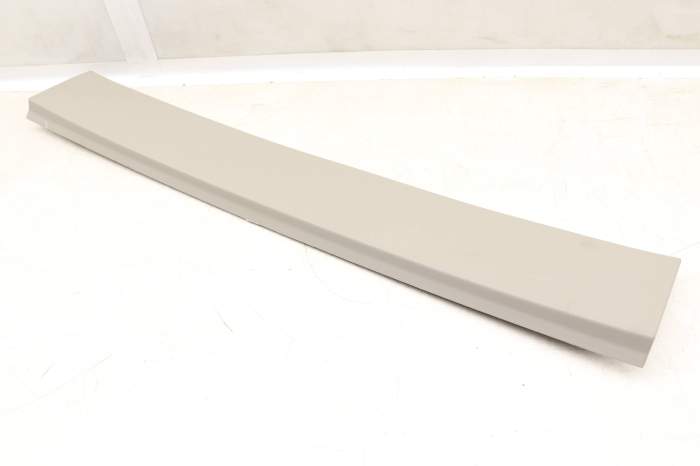 Headliner / Roof Trim Panel 5GM867617A main product photo