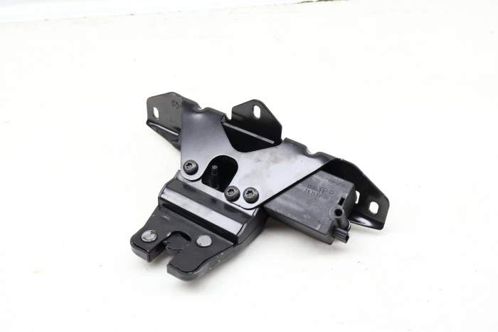 Trunk Lid Lock / Latch / Bracket 51247071594 main product photo
