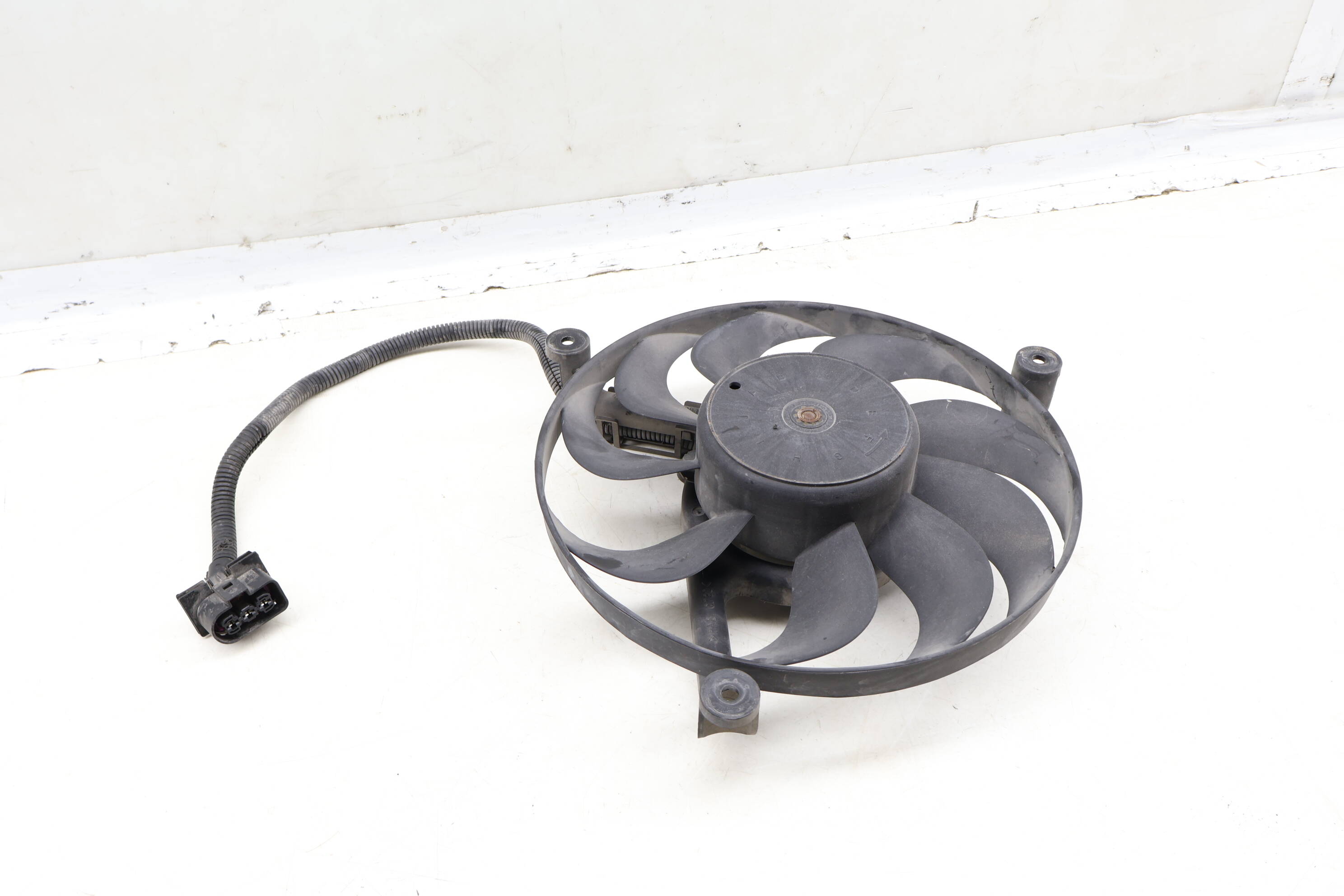 Electric Cooling Fan 1J0959455K