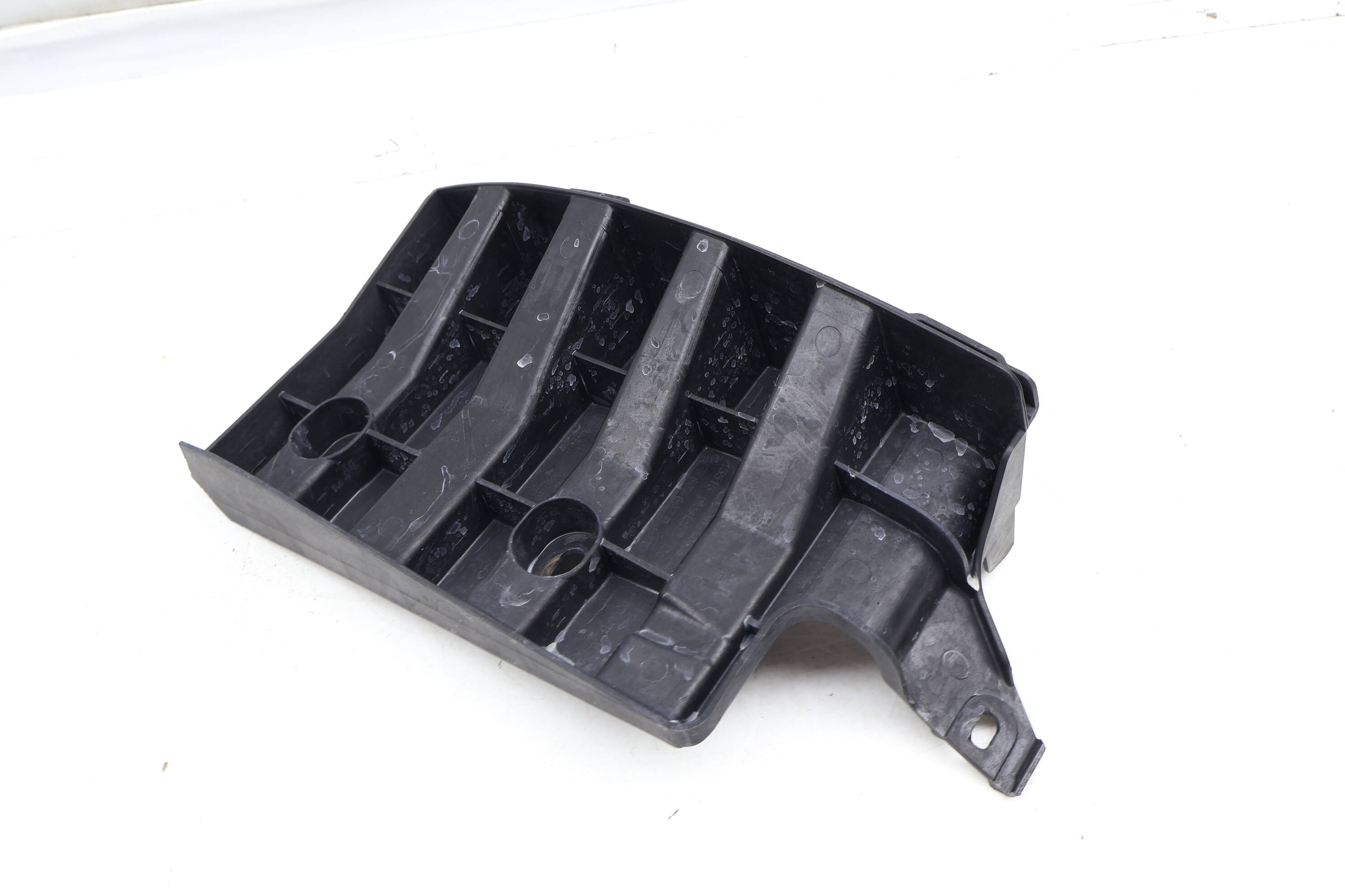 Bumper Mount / Bracket 4F5807897B